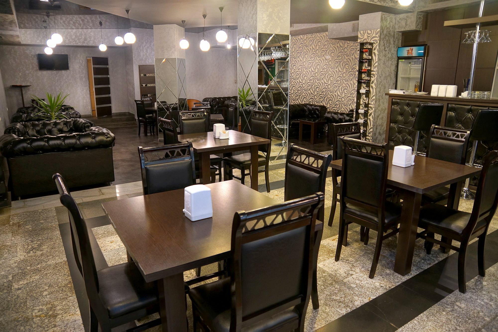 Nor Yerevan Hotel ภายนอก รูปภาพ